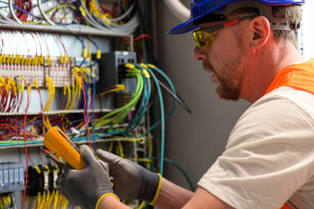 Best Affordable Emergency Electrician  in Columbia, MO